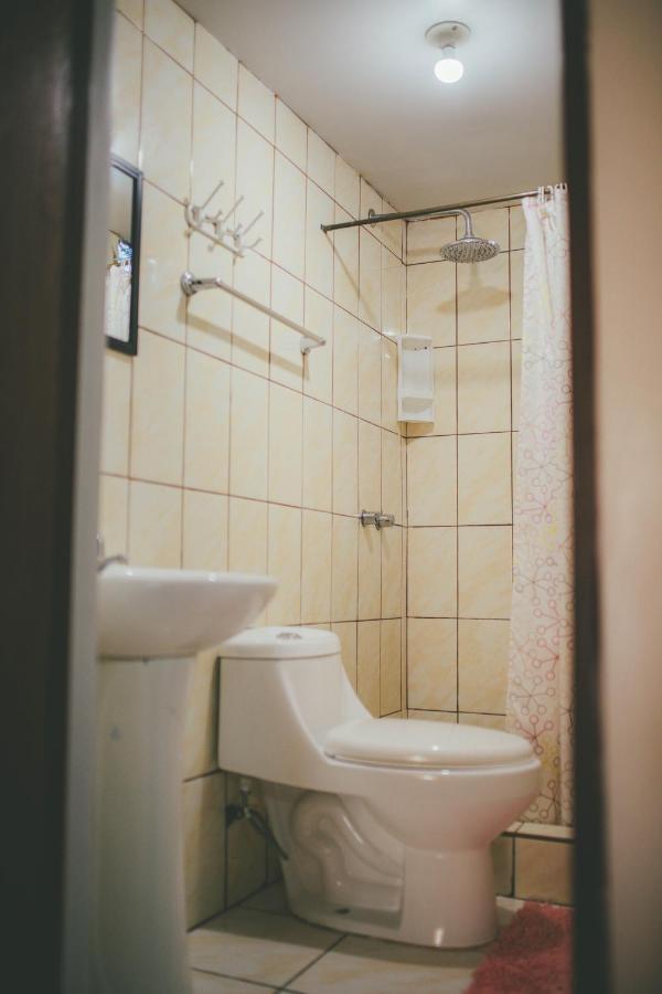 Hotel Excalibur Лима Экстерьер фото