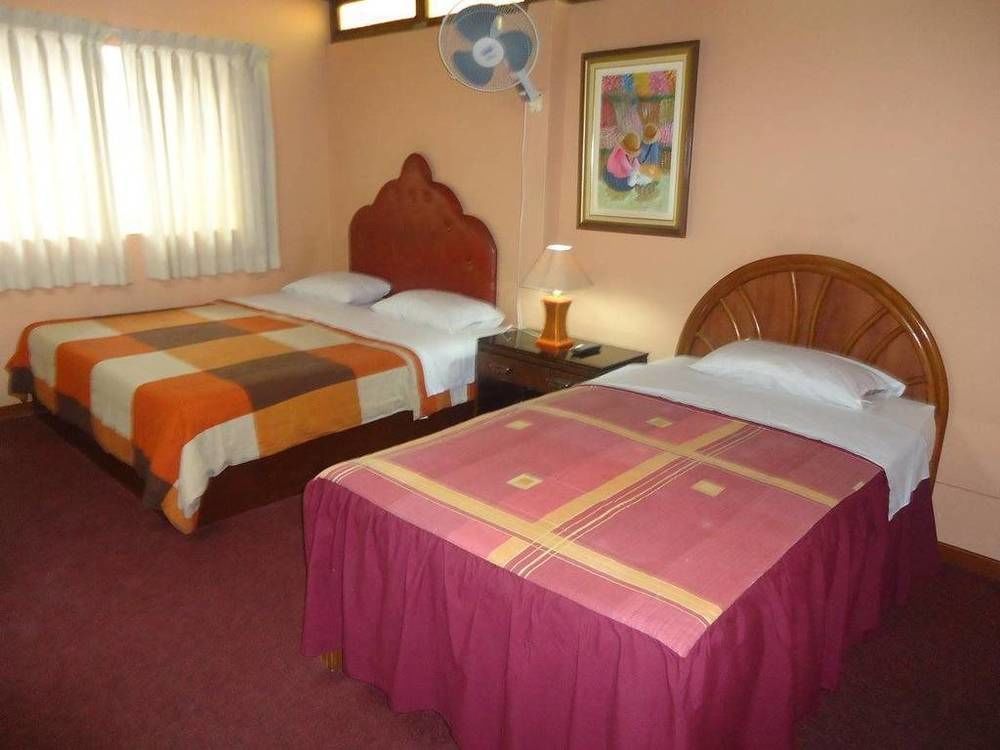 Hotel Excalibur Лима Экстерьер фото