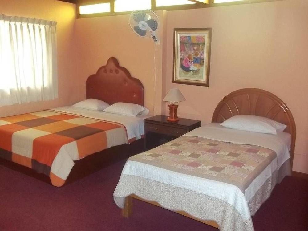 Hotel Excalibur Лима Экстерьер фото