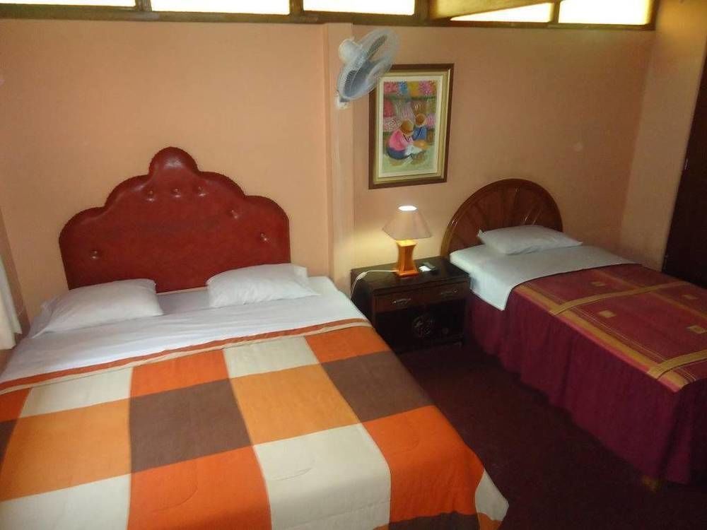 Hotel Excalibur Лима Экстерьер фото